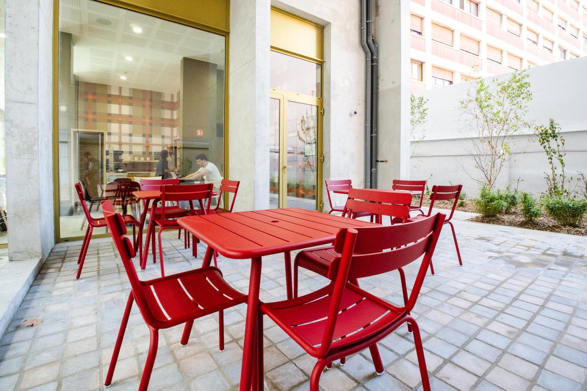 Easyhotel Marseille Euromed Marselha Exterior foto