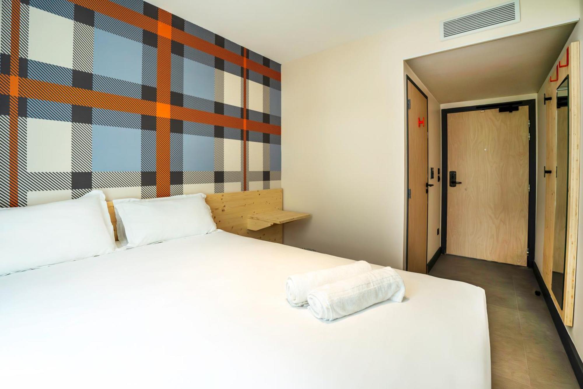 Easyhotel Marseille Euromed Marselha Exterior foto