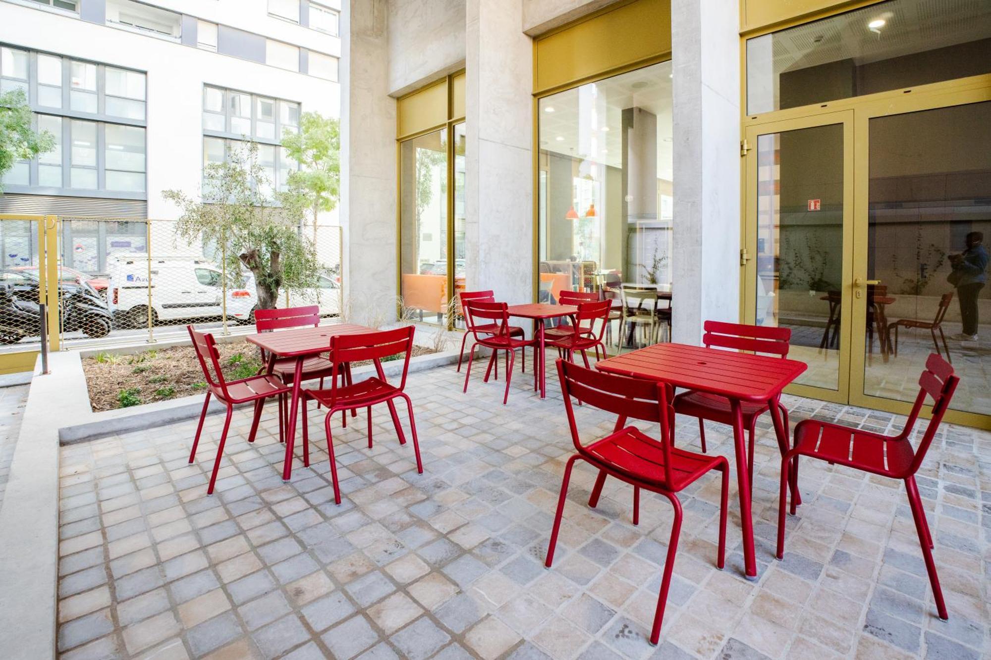 Easyhotel Marseille Euromed Marselha Exterior foto